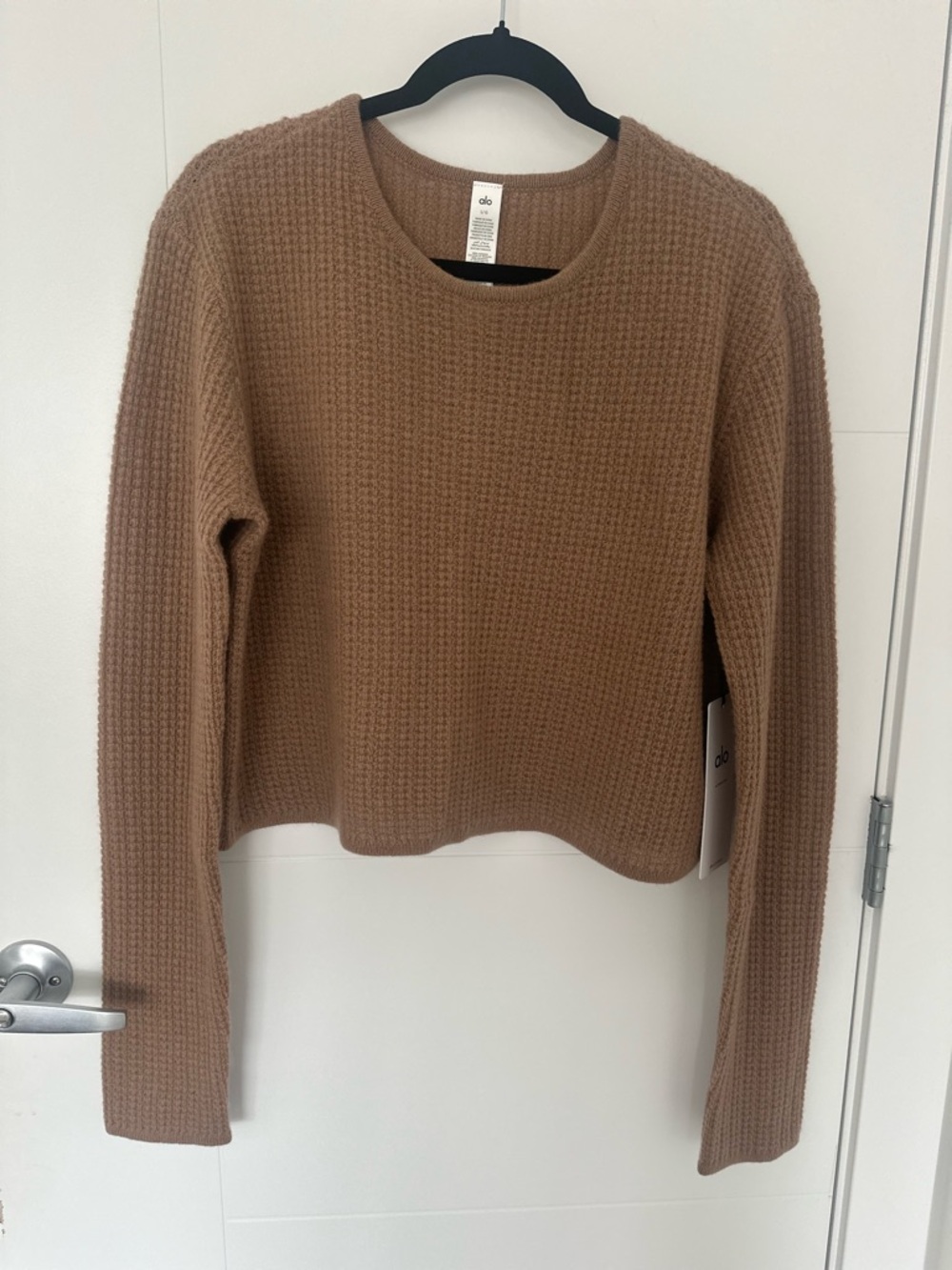 ALO Cashmere Set | Cashmere Plush Waffle Lounge Set Toasted Almond - Picture 3 of 16